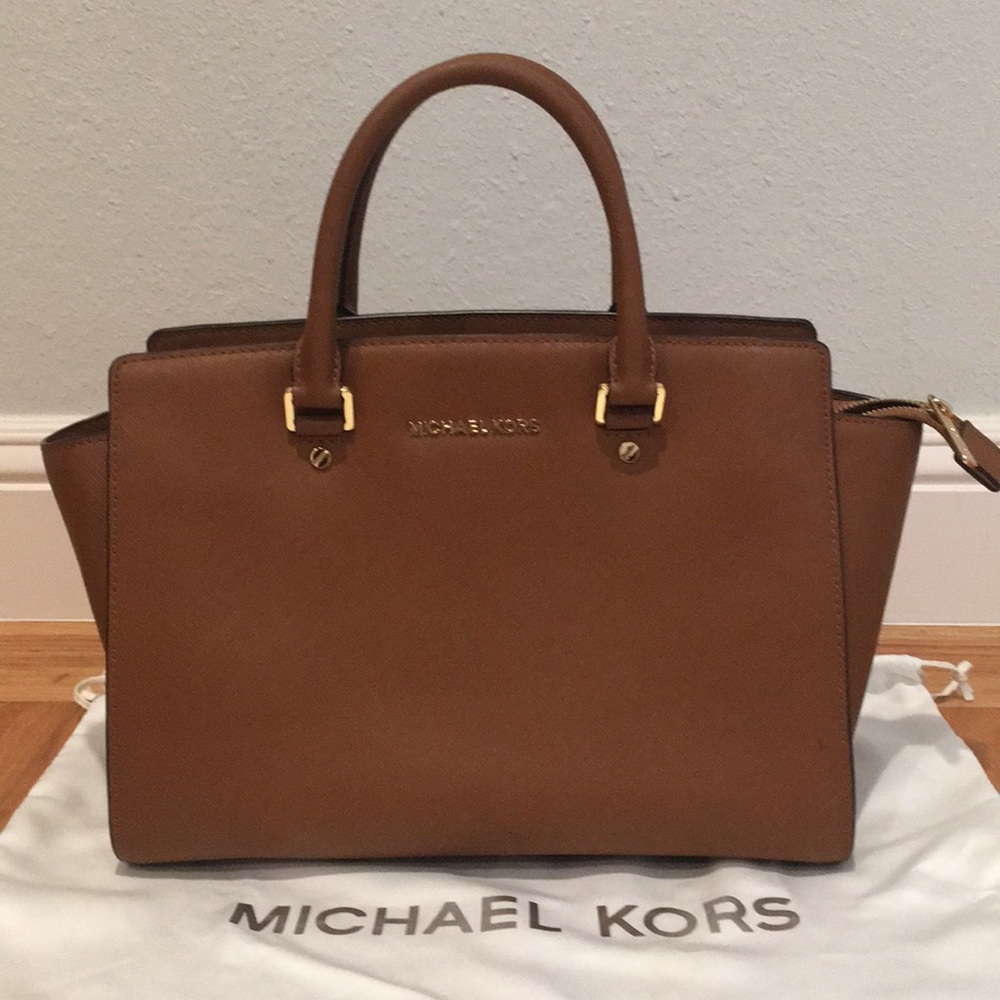 Michael Kors Satchel / Crossbody